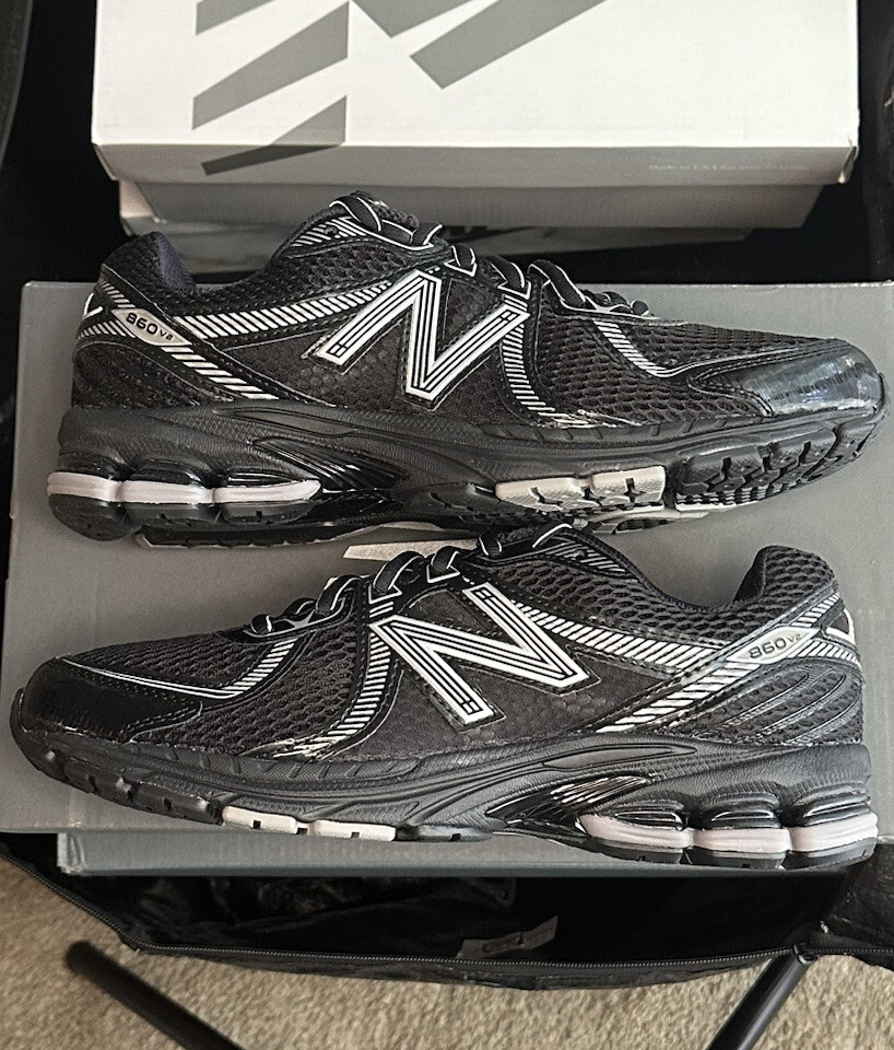 Size 9 - New Balance ML860XC Black 860v2