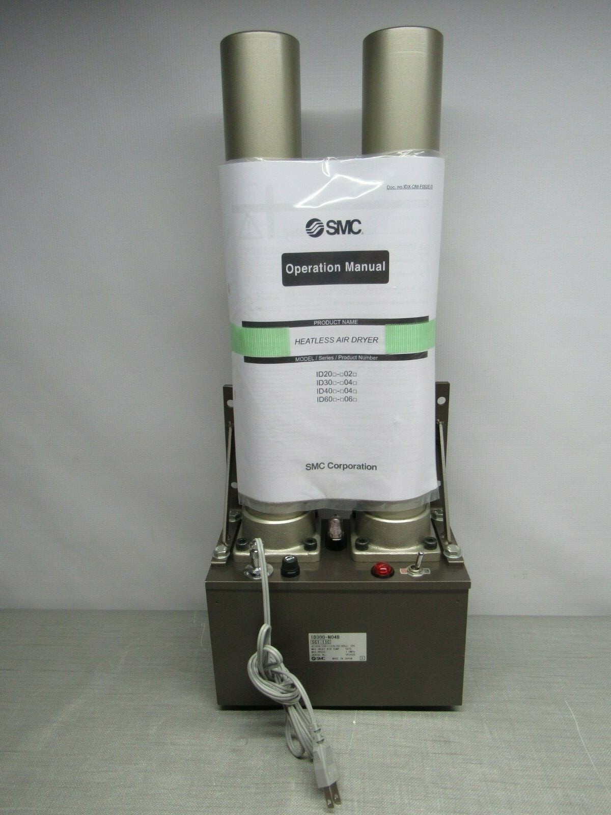 SMC Pneumatics ID300-N04B Heatless Air Dryre