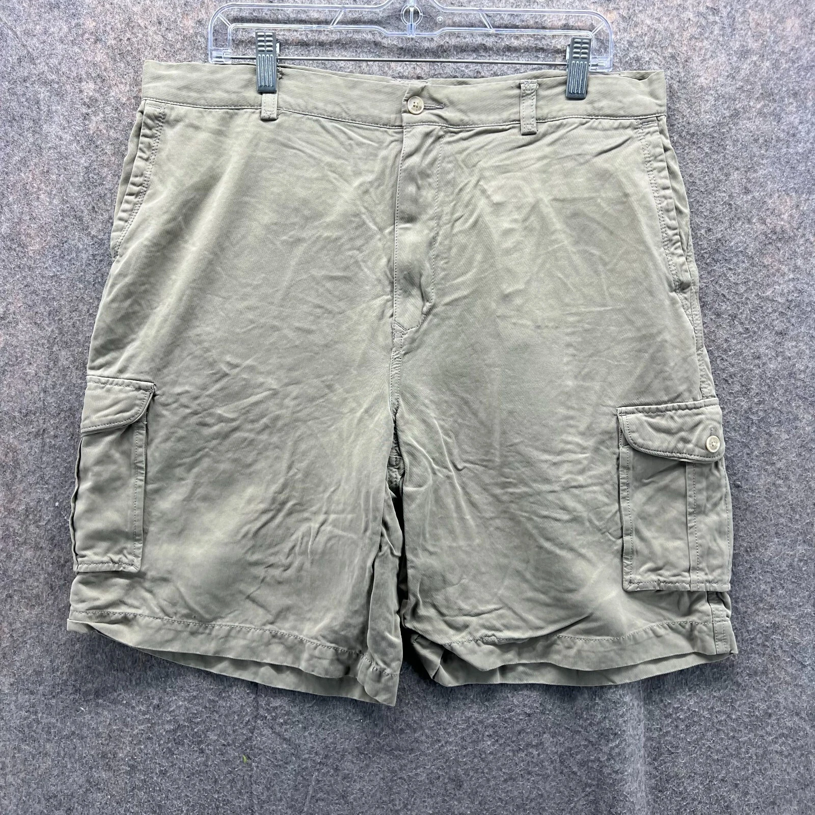 Tommy Bahama Shorts Men 36 Adult Khaki Cargo Fit Silk Outdoors Tan Beige Casual