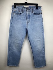 Levi's Premium Wedgie Straight Women s Size 28x26Jeans Button Fly Light Wash