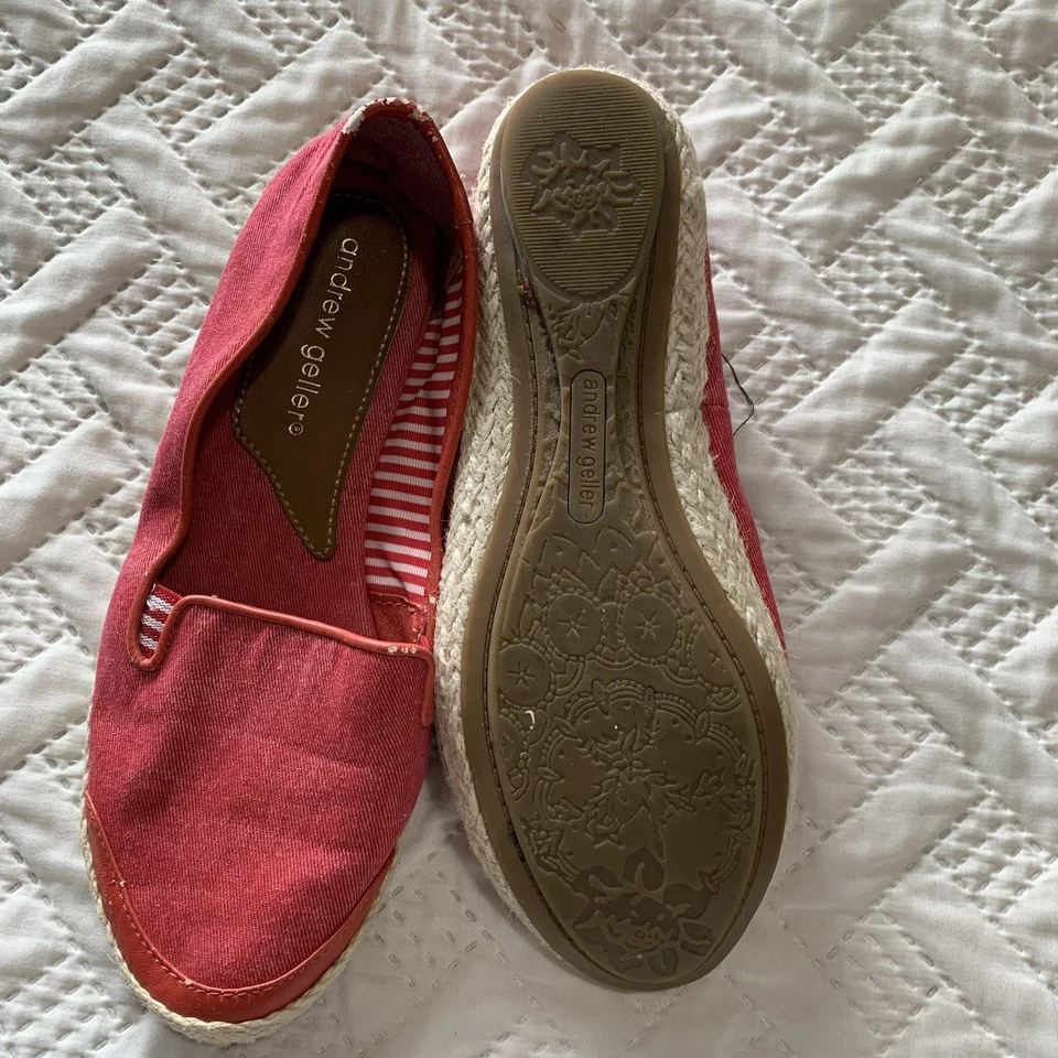 Andrew Geller Women's Flats Size 5 1/2 Pink With Striped Accents Boat Shoes - Image 4 of 4