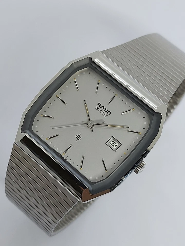 Vintage 1980 Rado Diaster Quartz Men’s Watch Swiss Made. - Image 2 of 4