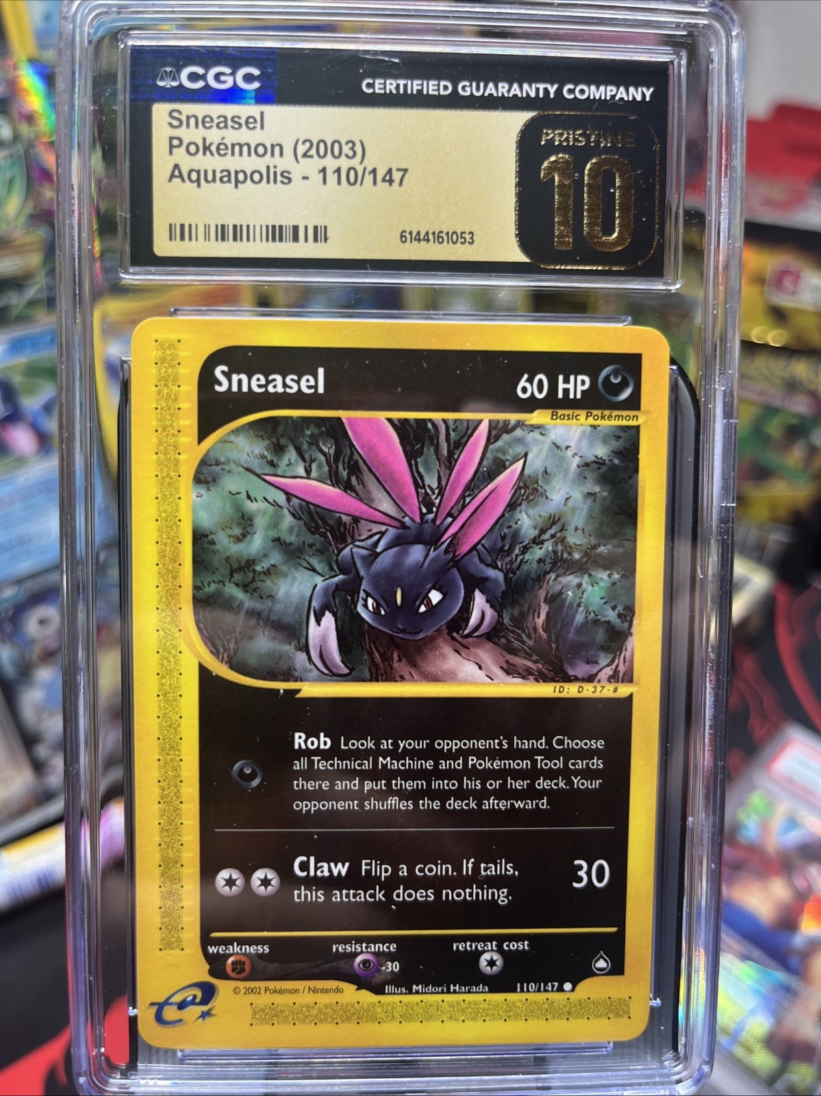 Pokemon 2003 Sneasel Card CGC 10 Pristine, Aquapolis 110/147