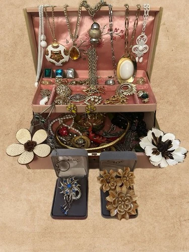 Vintage Estate Costume Jewelry Lot MCM 60s 70s Retro Gold Silver Tone Faux Pearl