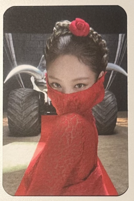 OFFICIAL BLACKPINK JENNIE BROADCAST PHOTOCARD RARE PINK VENOM SHUT