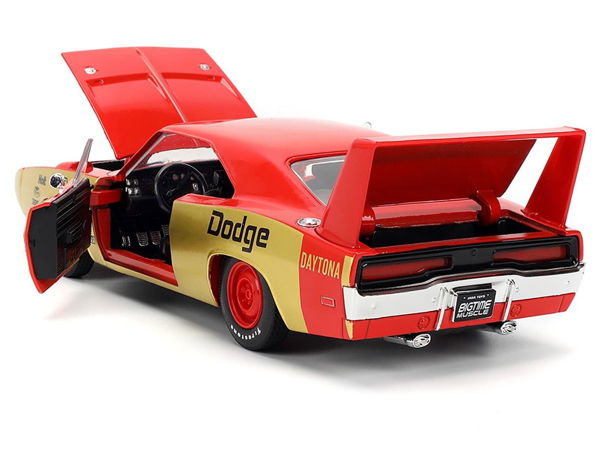 1969 DODGE CHARGER DAYTONA #33 RED & GOLD 1/24 DIECAST MODEL CAR