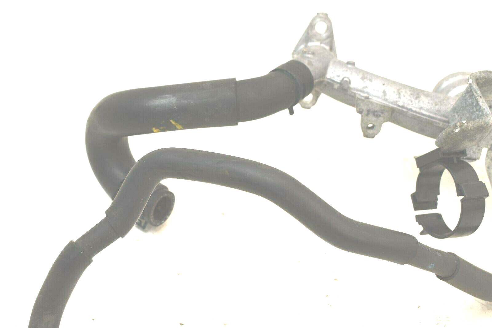 20072018 Infinity G37 G35 Q70 OE Coolant Engine Outer Water Hose Pipe