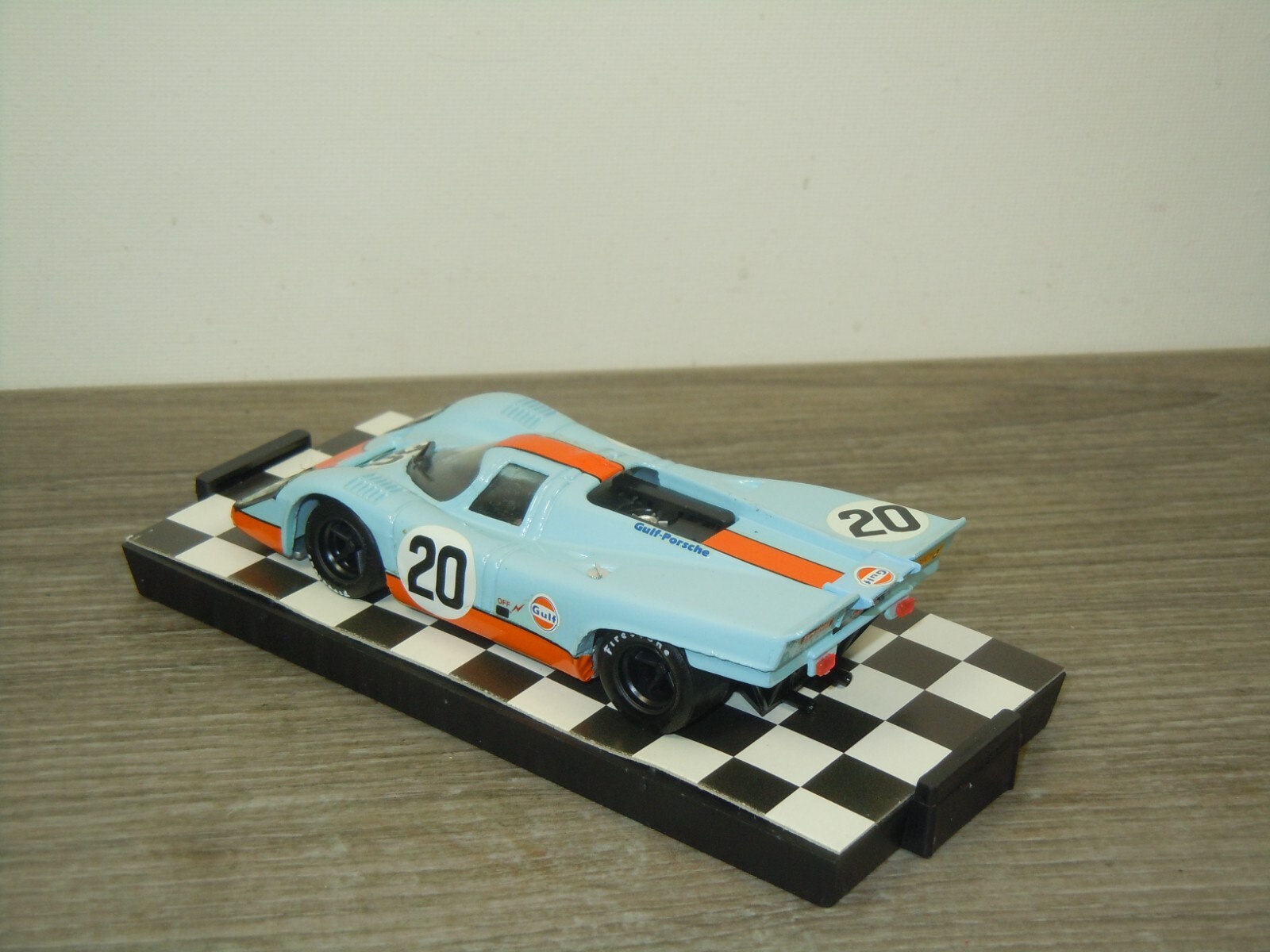 Picture 3 of 6