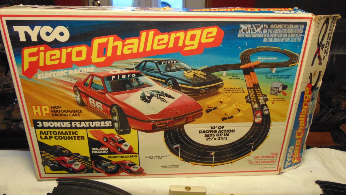 Vintage TYCO Electric Slot Car Race Track mail.ddgusev.soisweb.uwm.edu