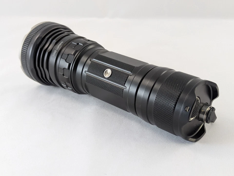 Linterna LED táctica JetBeam RRT3xml alta calidad 1950 lúmenes, nueva en caja, nueva en caja - Imagen 3 de 4