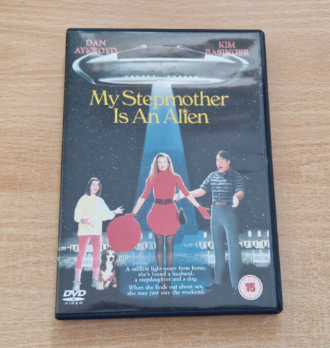 My Step Mother Is An Alien - UK PAL - Region 2 - DVD - Zdjęcie 1 z 3