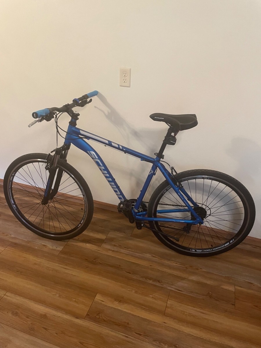 Schwinn Men's GTX 3 Hybrid Bike Large Frame Tourney Microshift 3x7