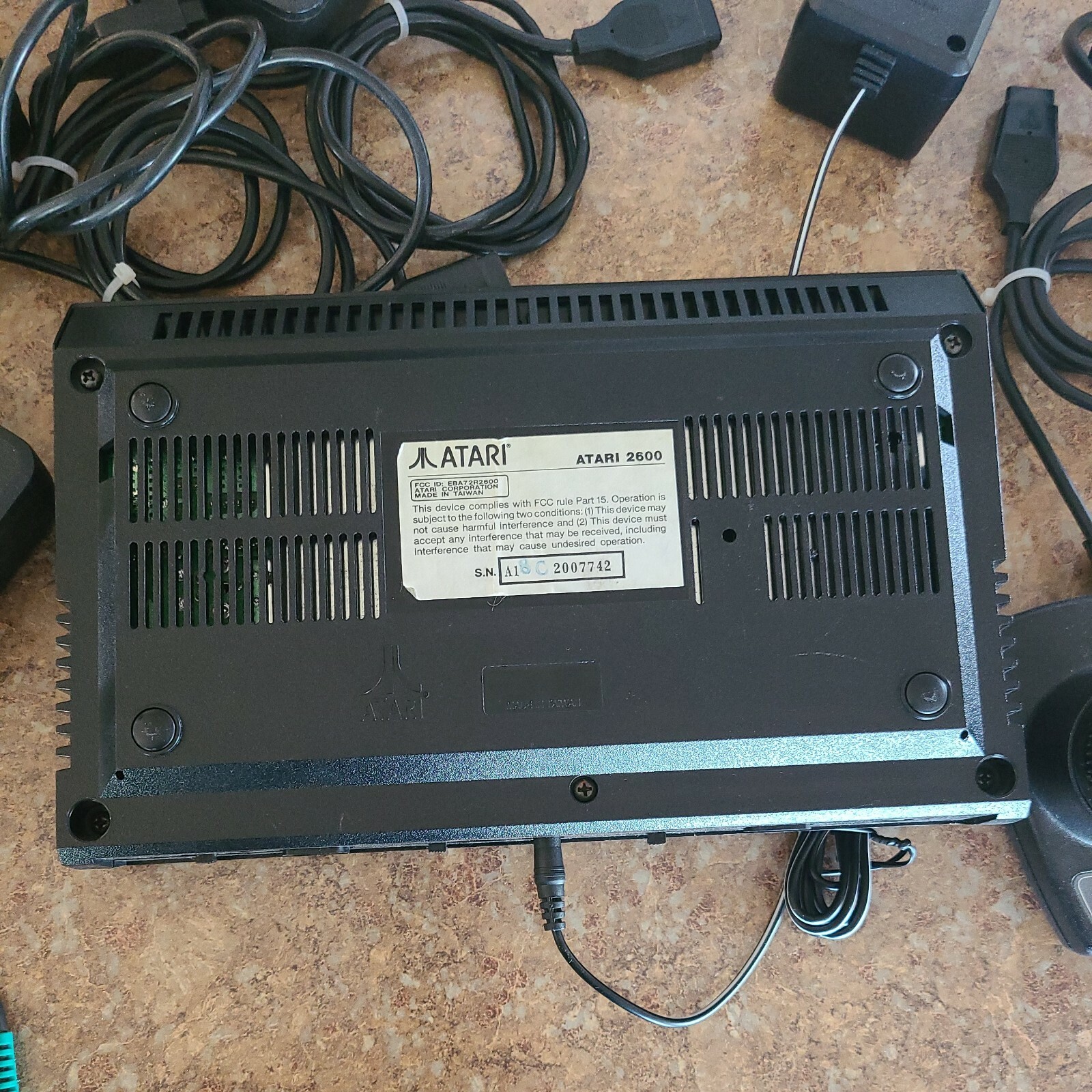 Image 71 - LOT: Vintage Atari 2600 Jr. Rainbow Working Console Bundle +30 Games, cords