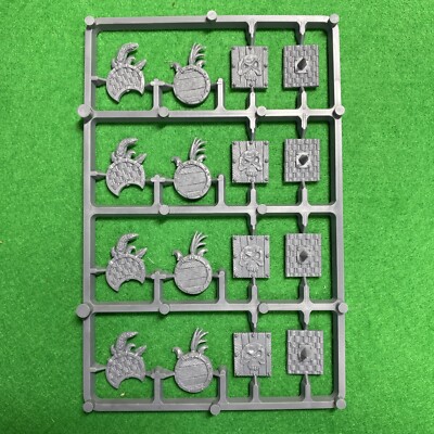 Warhammer Goblin Wolf Rider verschiedene Schild Teile Lot auf Anguss Games Workshop  