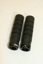 Oval Concepts Waffle Pattern Lock-On Grips Single Lock Black Pair ocg4