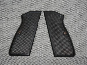 Walnut Wood Grips For Browning HP, Girsan MC35, EAA & Clones - 1/2 Checkered, 9mm