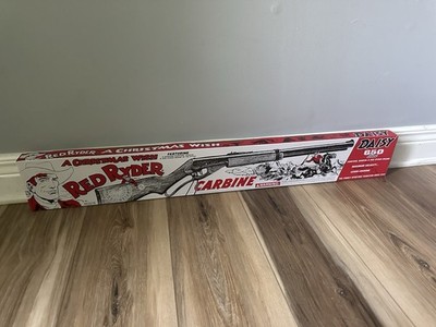 Red Ryder Carbine Daisy 650 Shot ''A Christmas Wish'' BB Gun w/ Compass Sundial