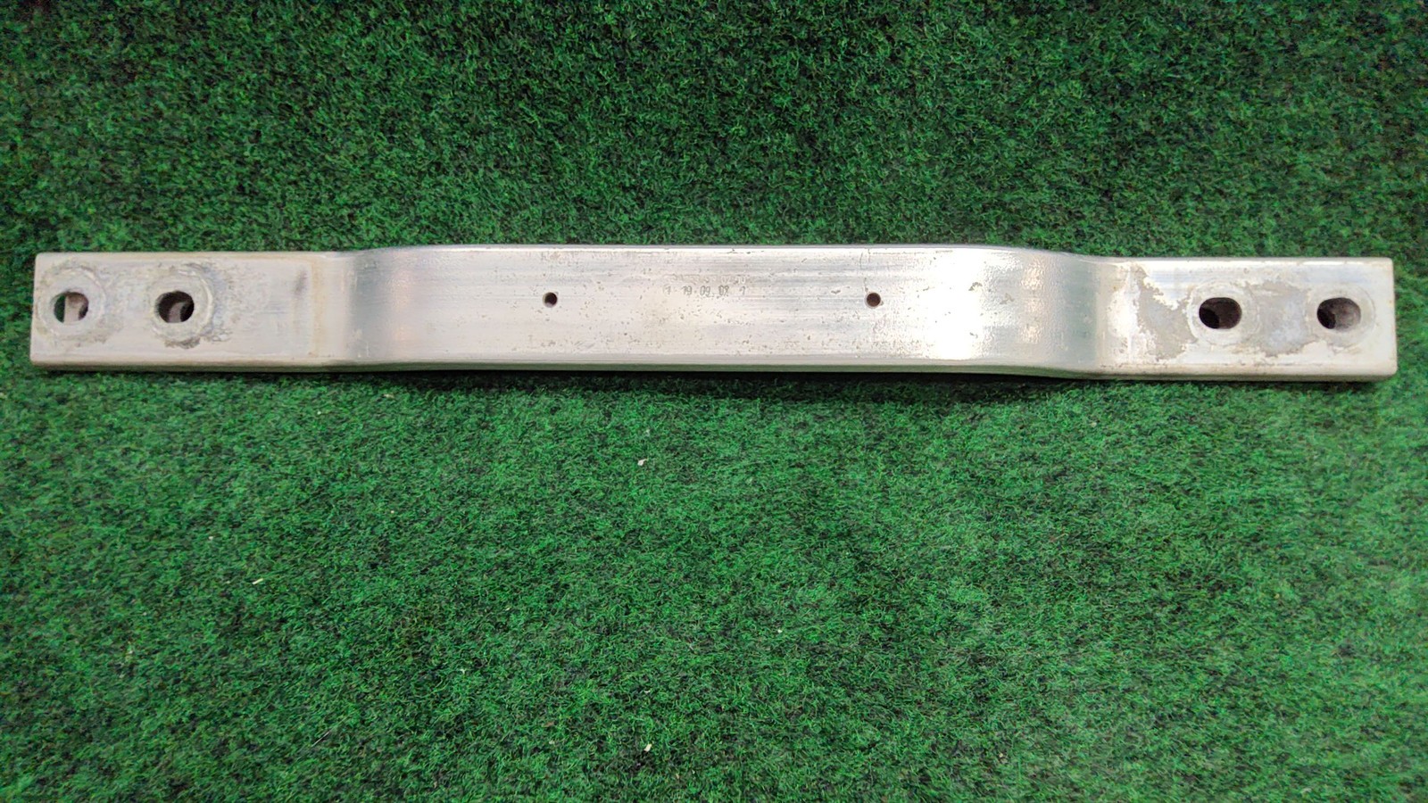 2016-2022 Mercedes Benz Glc 300 Center Carrier Support Stiffener Oem A2536190200