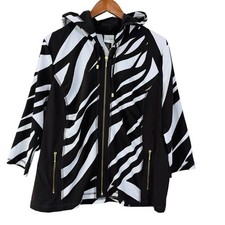 Chicos Zenergy Size 2 Zip Front Neema Jacket Hoodie Brown Zebra 3/4 Sleeve L