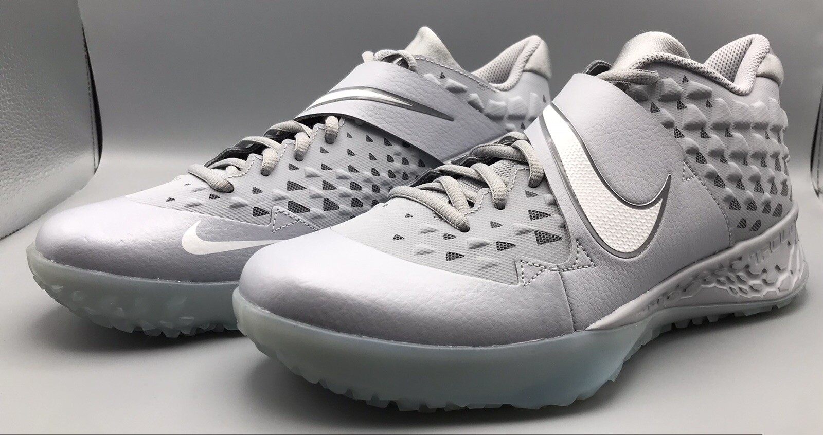 Men's NIKE FORCE ZOOM TROUT 6 TURF 