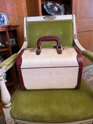 Vintage Bottega Veneta Travel Train Cosmetic Case All Leather | eBay Vintage Bottega Veneta Travel Train Cosmetic Case All Leather | eBay