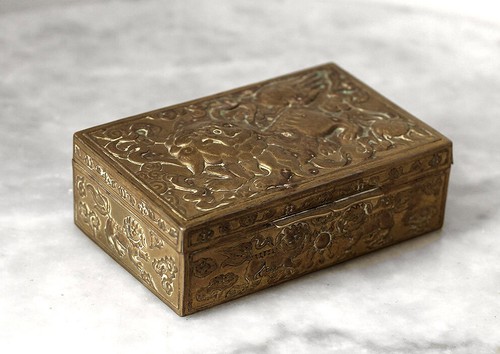 Antique CHINA brass Foo dog box - Picture 3 of 6