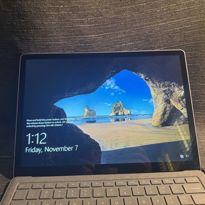 Microsoft Surface Laptop 2 13.5