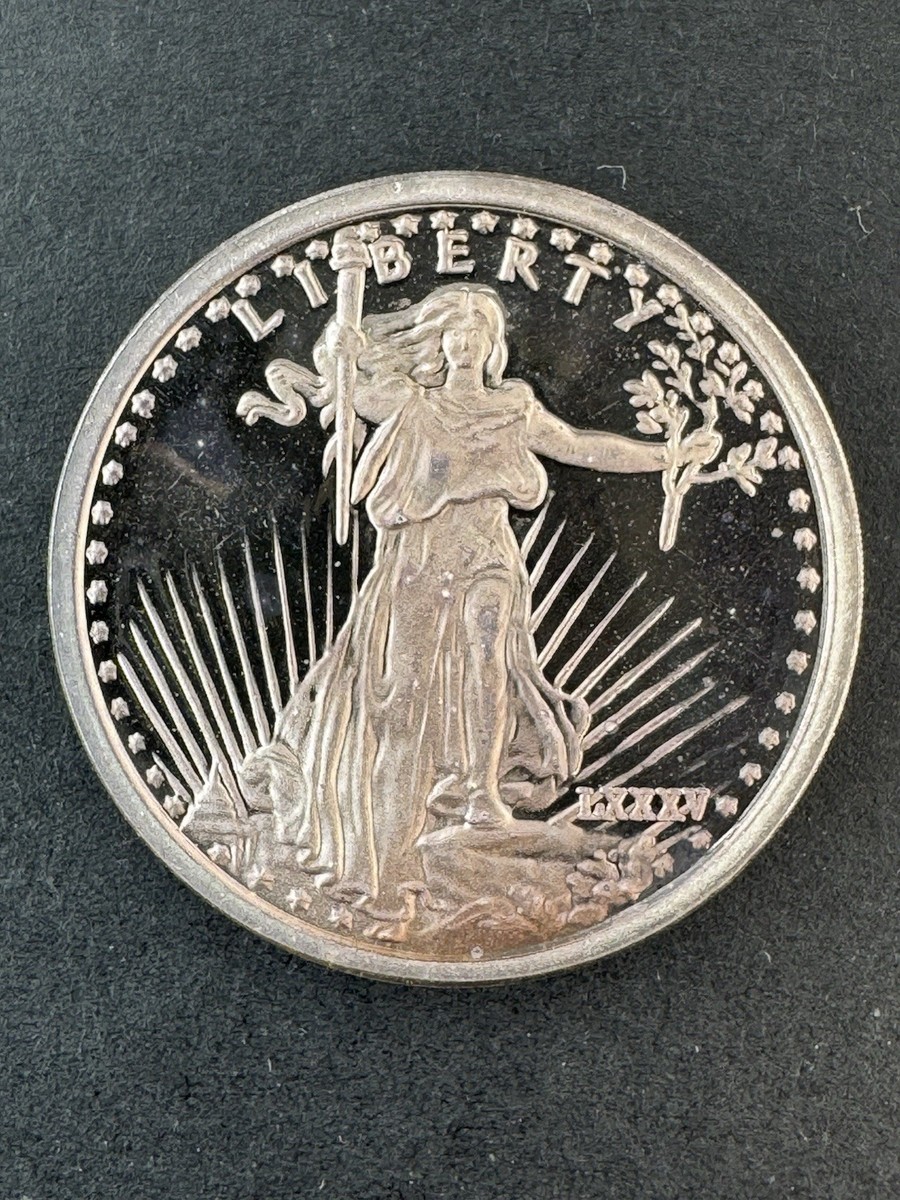 Rare 1985 JM Johnson Matthey Lady Liberty 1/2 oz .999 Silver Round