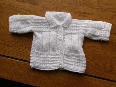HAND KNITTED Baby handgestrickte Outfits