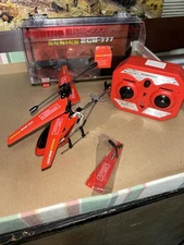 Ruichuang Toys Series 2CH-777 Tactical Wireless Indoor Helicopter - Red -