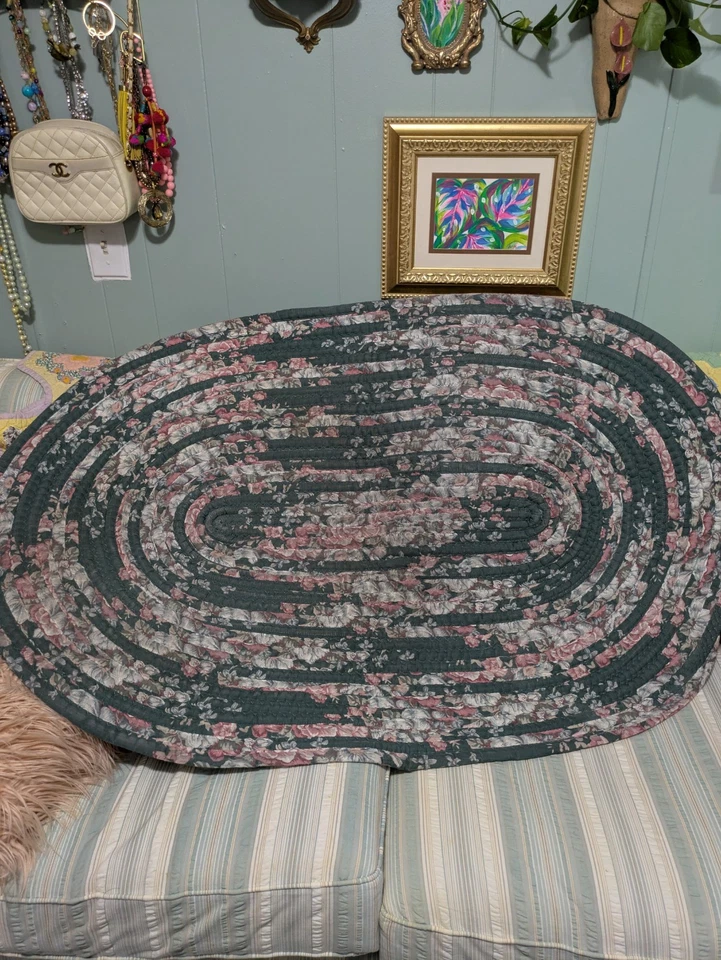 Alfombra ovalada vintage rosa y verde con rollo de gelatina floral de cabaña 3 X 4 Foto 2 de 4
