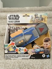 STAR WARS The Mandalorian Dual Attack Gauntlet Lights Brand New