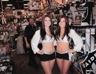 OAKLAND LAS VEGAS RAIDERETTES Signed 8x10 GLOSSY PHOTO NFL CHEERLEADERS!!!