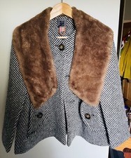 Beautiful Wool Orla Kiely Cape With Faux Fur Collar