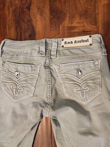 Pantalones de mezclilla cortos Rock Revival para dama talla 26x25 - Imagen 2 de 7