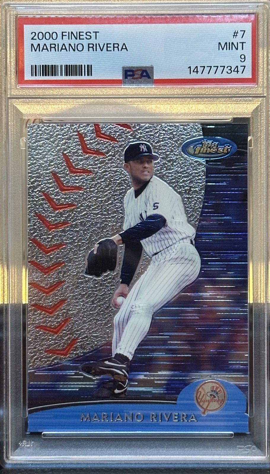 2000 Topps Finest - Mariano Rivera #7 PSA 9