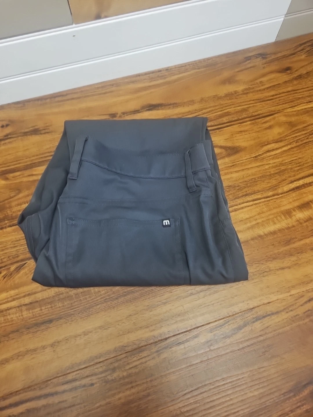 Travis Mathew Pants Men 35 Black Lightweight Golf Performance Stretch Tapered