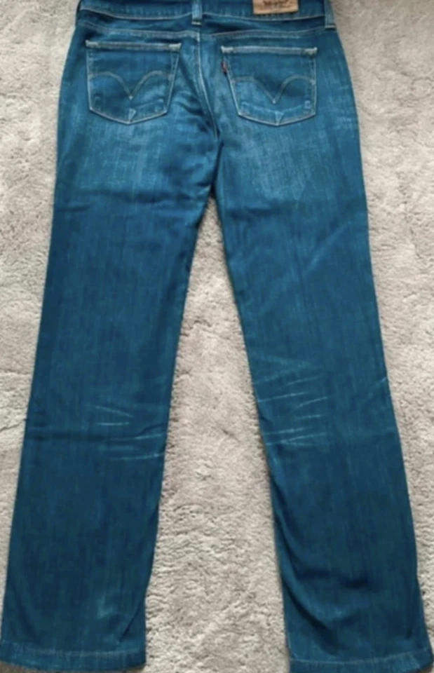 2300 #jean Levi's Femme bleu très bon état taille W30 L34 FR40 2300 - Photo 4/4