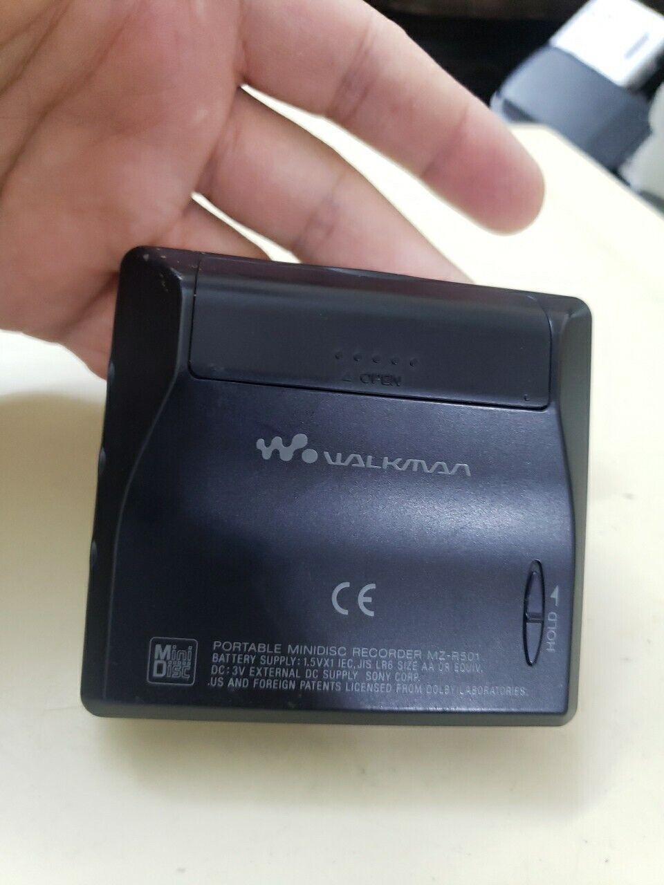 MINI DISC RECORDING MD WALKMAN SONY MZ-R501 FULLY WORKING