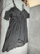 Torrid Woman Dress/Blouse Black Cold Shoulder Size 20 Lined Elegant Zipper Flowy