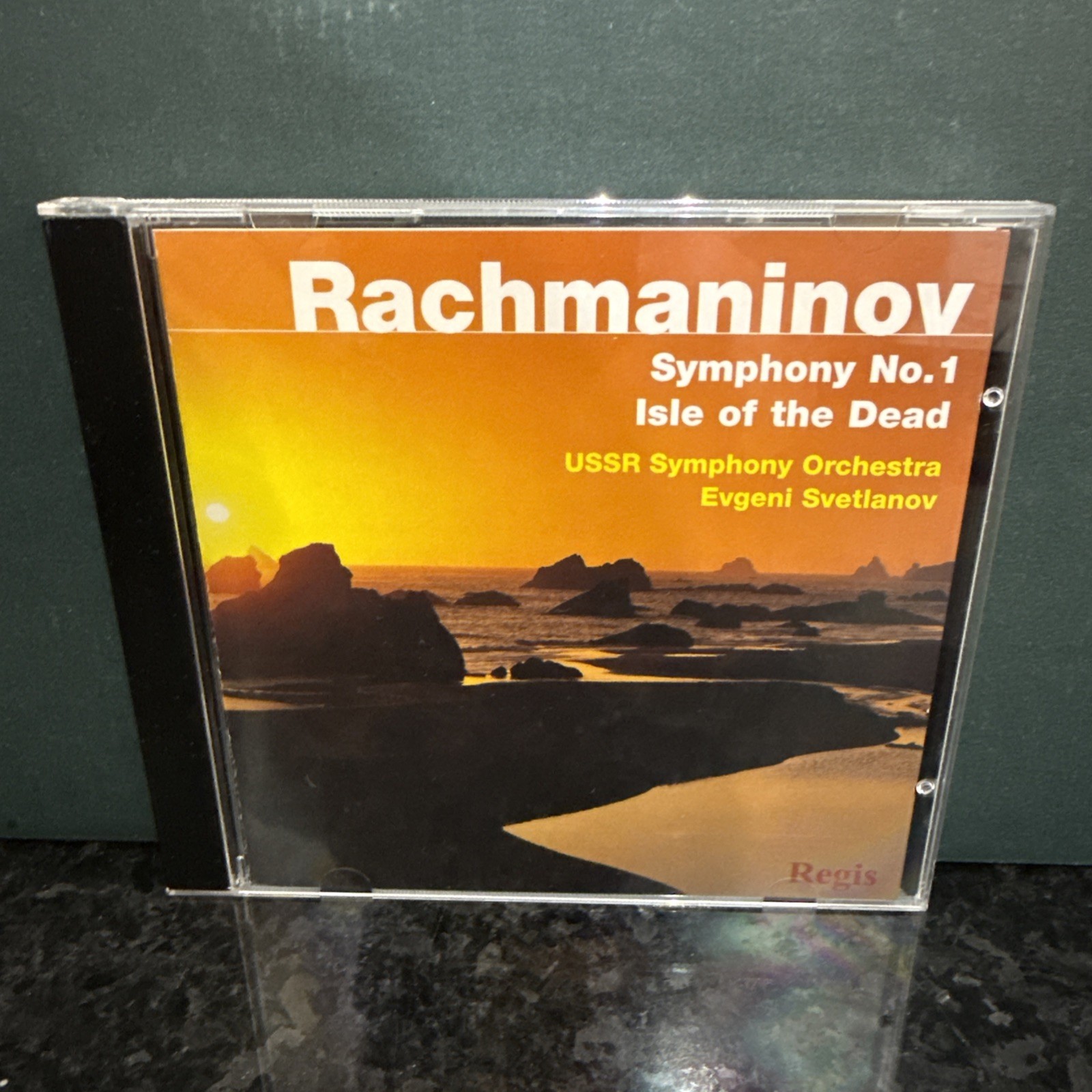 Sergey Rachmaninov - Rachmaninov: Symphony No. 1; Isle of the Dead (2006)