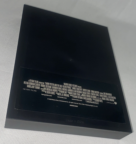 Harry Potter & Half Blood Prince 2-Disc DVD Exclusive Lenticular Acrylic Cover - Picture 11 of 17