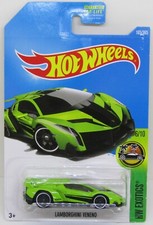 Lamborghini Veneno Green Black Hot Wheels Exotics Diecast Car NEW