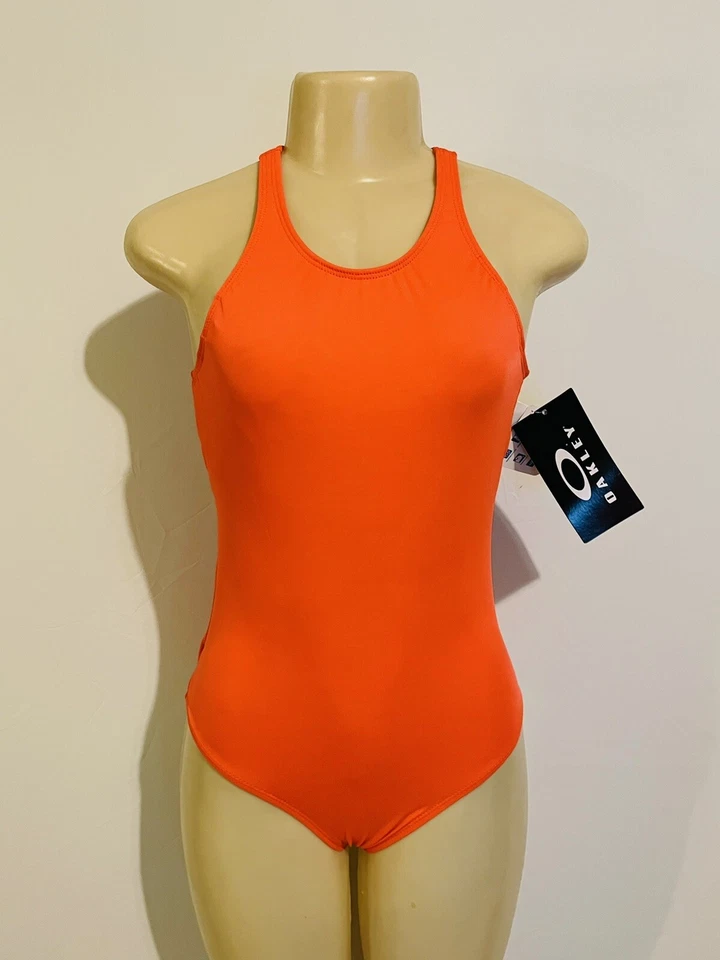 Nuevo Traje de Baño Oakley Una Pieza Coral Brillo Hecho en Italia Tela VITA Talla Pequeña Foto 2 de 4