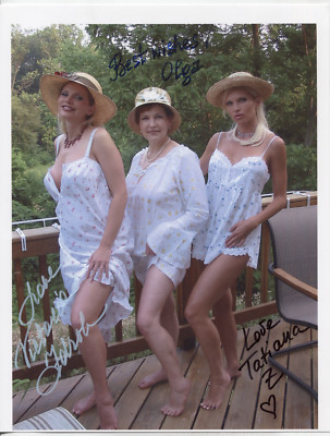 Victoria Zdrok Tatiana Zdrok Olga Zdrok Autographed 8.5x11 Photo w/COA