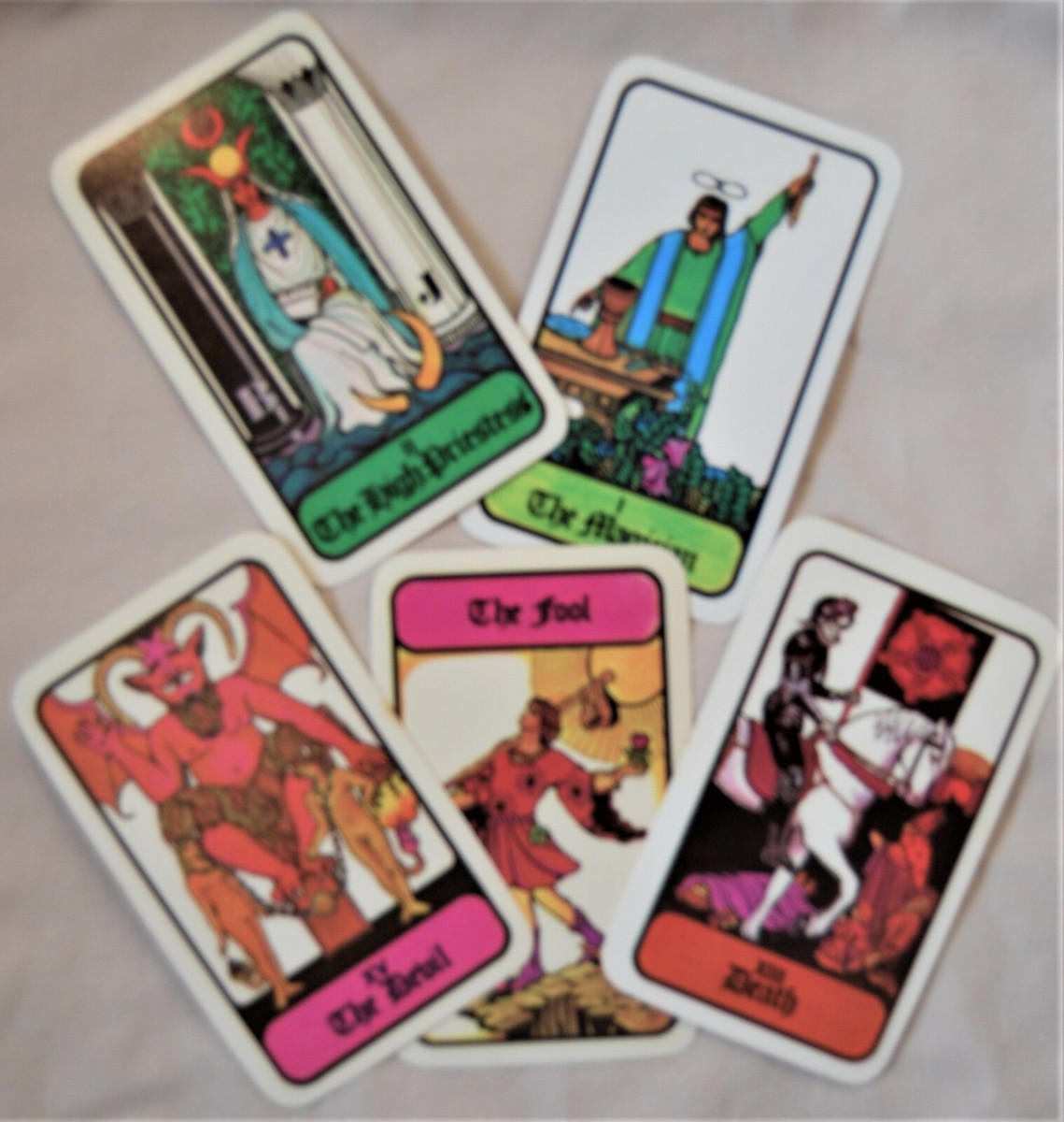 ホイポロイ タロット Hoi Polloi Tarot タロットカード 未使用 Single, vintage, HOI POLLOI TAROT replacement cards. FREE SHIPPING