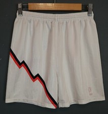VINTAGE OLD RETRO MEN'S UMBRO RUNNING GYM SHORTS PANTALONES WHITE SIZE S SMALL