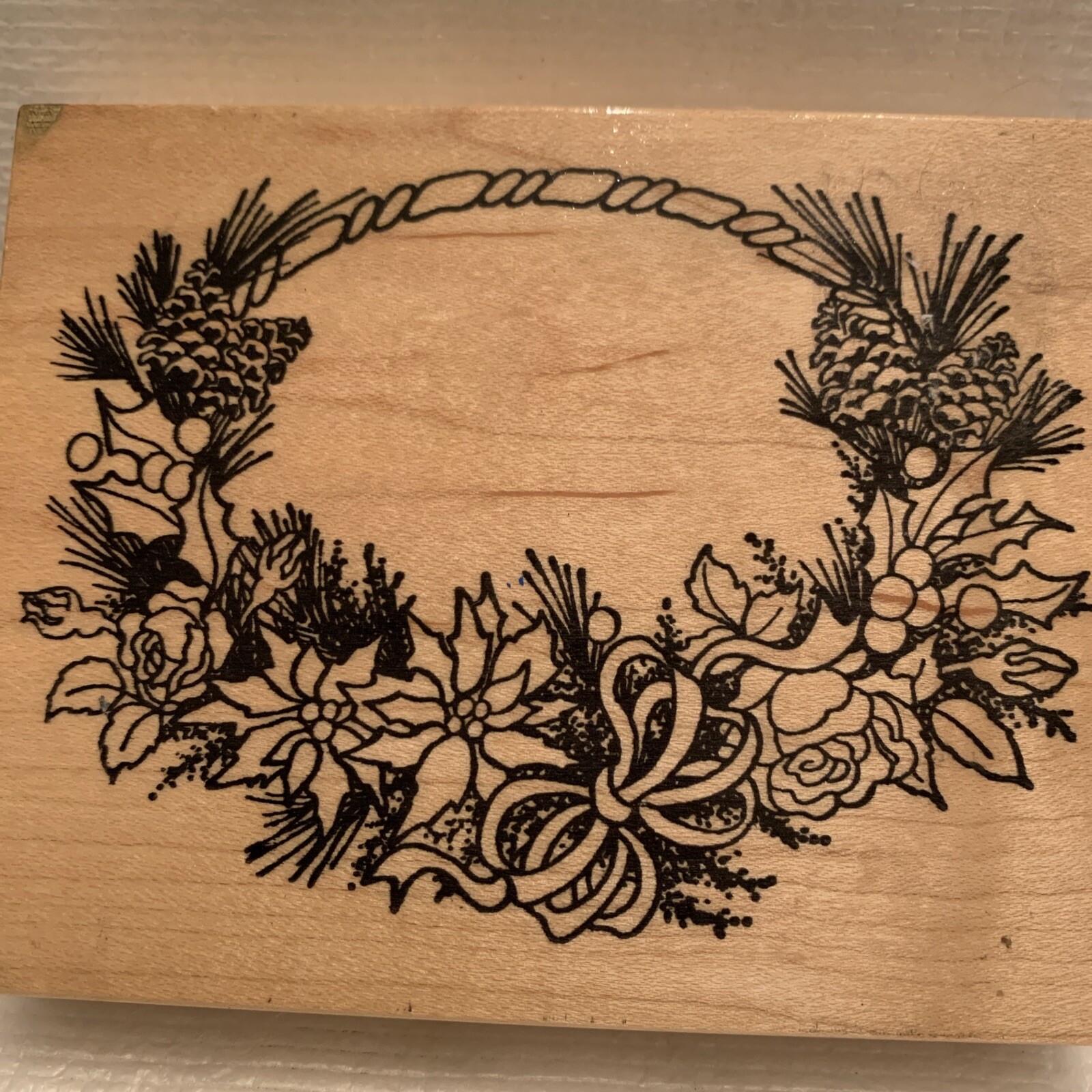 Vtg  PSX Christmas Poinsettia Oval Wreath K-386 Wood Rubber Stamp USA 4.3/4”