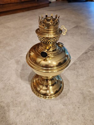 Antique Hirschhorn Aida #3 Key Lift Brass Kerosene Lamp w/ Flame Spreader