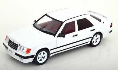 1:18 MCG Mercedes W124 Tuning white